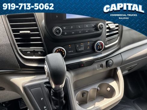 Used 2025 Ford Transit 250 Low Roof w/ Exterior Upgrade Package RWD image 26