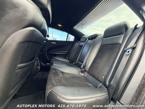 Used 2013 Dodge Charger R/T RWD image 18