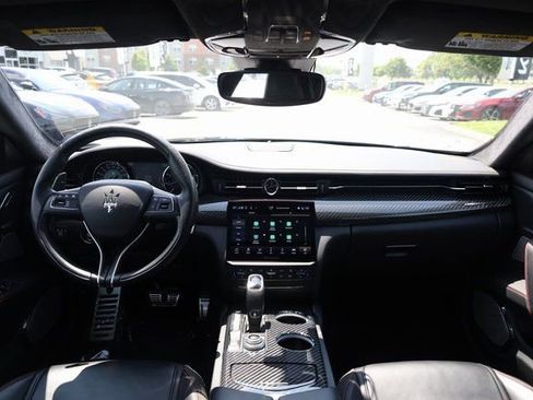 Certified 2022 Maserati Quattroporte Trofeo image 16