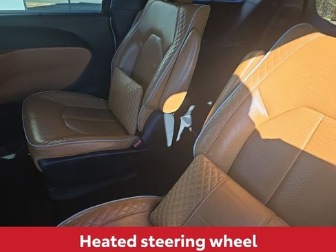 Used 2022 Chrysler Pacifica Pinnacle image 17