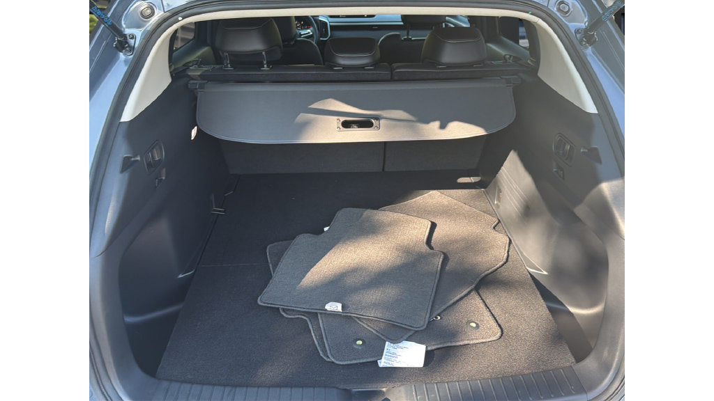 Certified 2026 MAZDA CX-50 AWD 2.5 S w/ Cargo Package image 14