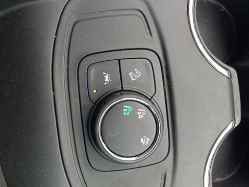 Used 2022 GMC Terrain SLE w/ Fleet Convenience Package image 35