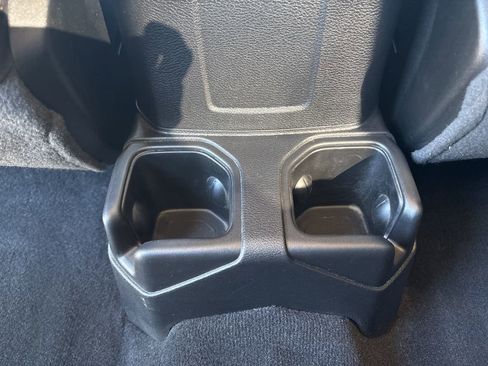 Used 2024 Jeep Wrangler Sport S image 38