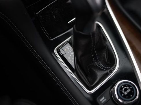 Used 2015 INFINITI Q50 4dr Sedan RWD w/ Technology Package image 43