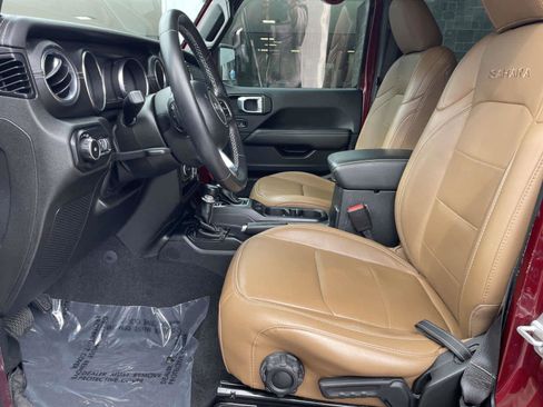 Used 2021 Jeep Wrangler Unlimited Sahara image 13