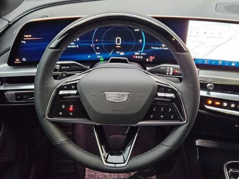 New 2026 Cadillac Lyriq Luxury image 15