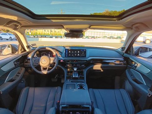 Used 2025 Acura MDX FWD w/ Technology Package image 22