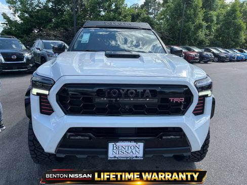 Used 2024 Toyota Tacoma TRD Pro AWD/4WD image 9