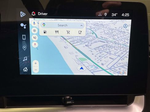 Used 2025 Chevrolet Corvette Stingray w/ Z51 Performance Package image 22