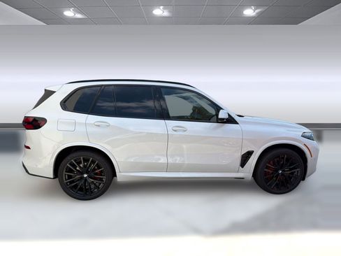 New 2026 BMW X5 xDrive40i w/ M Sport Package AWD/4WD image 8