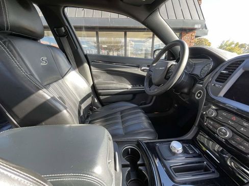 Used 2023 Chrysler 300 S image 16