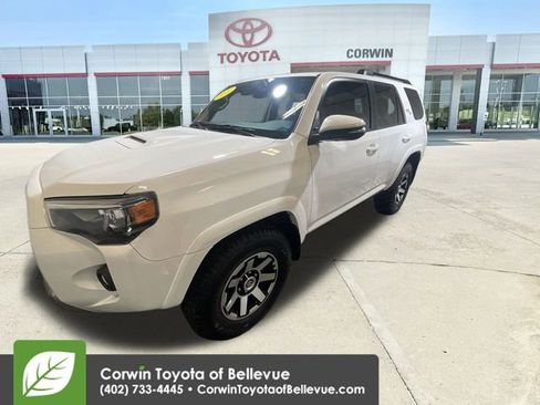 Used 2021 Toyota 4Runner TRD Off-Road Premium image 4