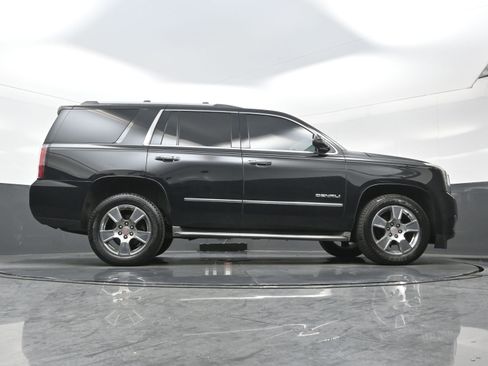 Used 2015 GMC Yukon Denali w/ Touring Package image 34