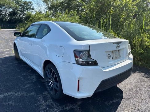 Used 2014 Scion tC FWD image 4