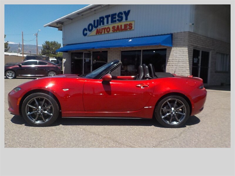 Used 2016 MAZDA MX-5 Miata Grand Touring RWD image 17