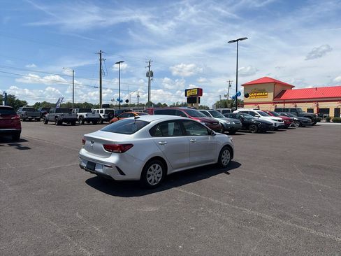 Used 2021 Kia Rio LX FWD image 3