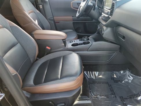 Used 2023 Ford Bronco Sport Outer Banks w/ Tech Package image 19