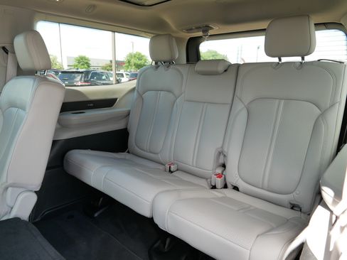 Used 2022 Jeep Wagoneer Series I w/ Convenience Group I AWD/4WD image 36