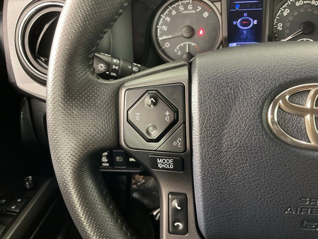 Used 2019 Toyota Tacoma TRD Sport RWD image 24