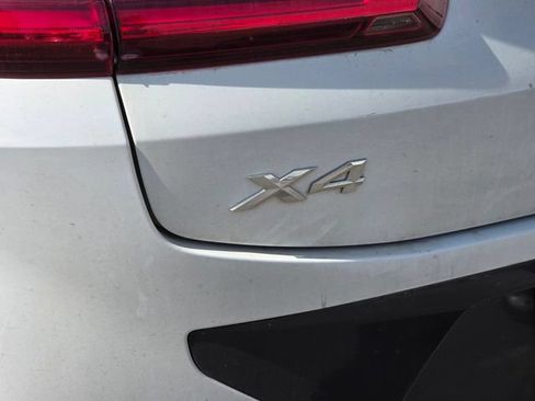Used 2024 BMW X4 xDrive30i w/ Premium Package AWD/4WD image 7