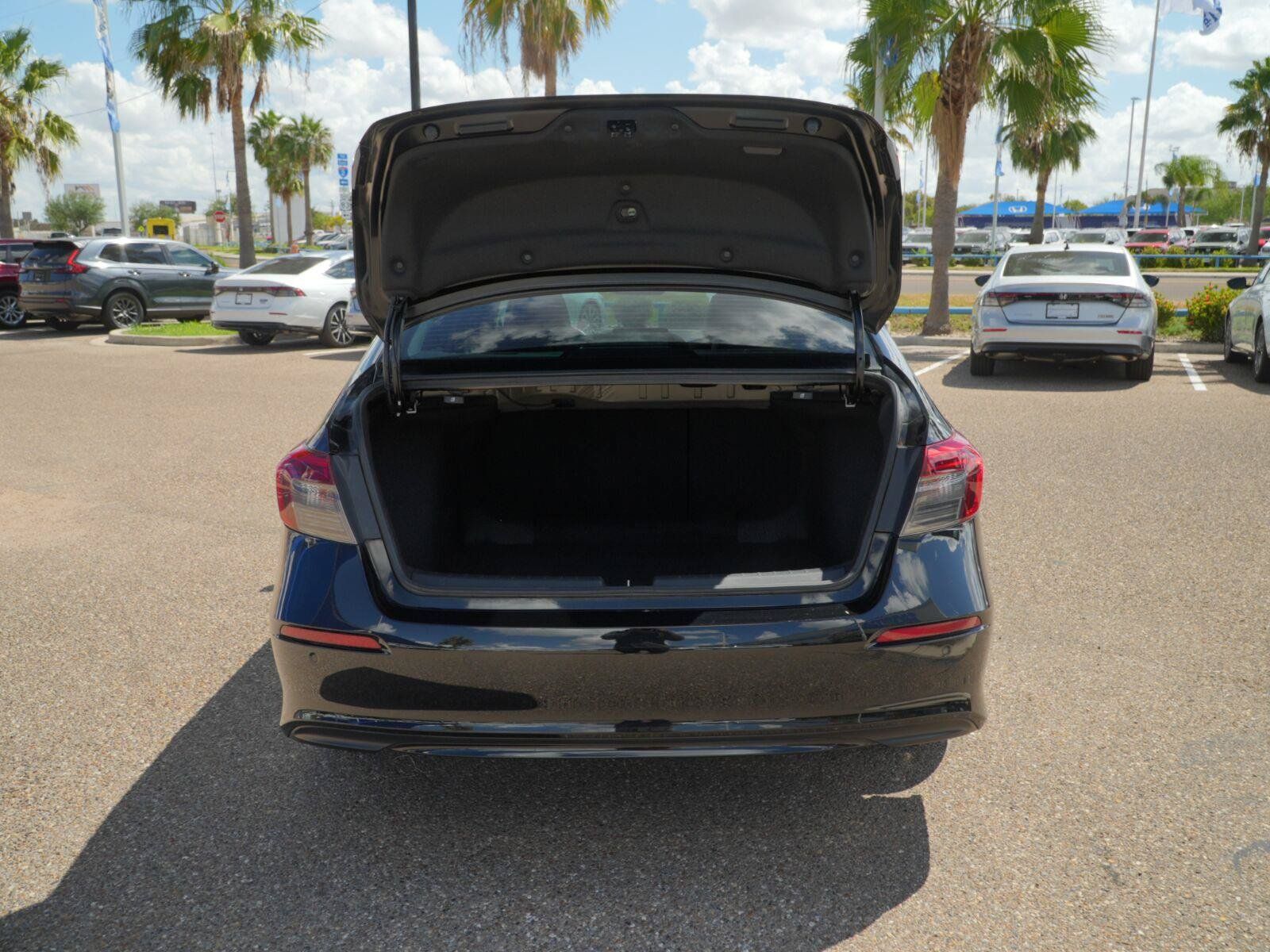 Used 2024 Honda Civic Touring image 12