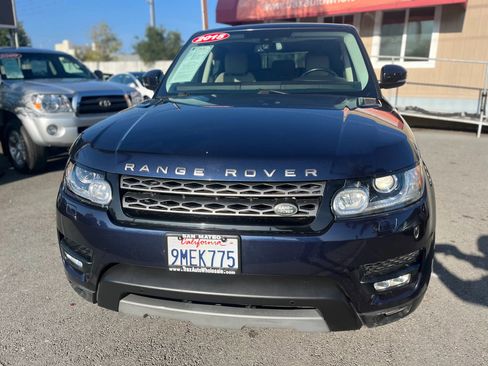 Used 2015 Land Rover Range Rover Sport SE image 2