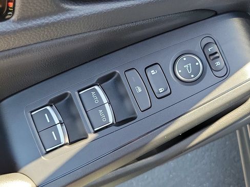 Certified 2024 Honda Civic EX-L image 20