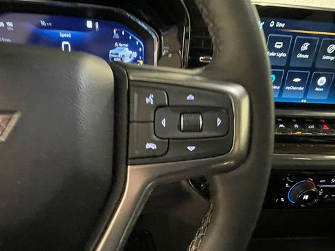 Used 2023 Chevrolet Silverado 1500 LT Trail Boss w/ LPO, Dark Essentials Package image 37