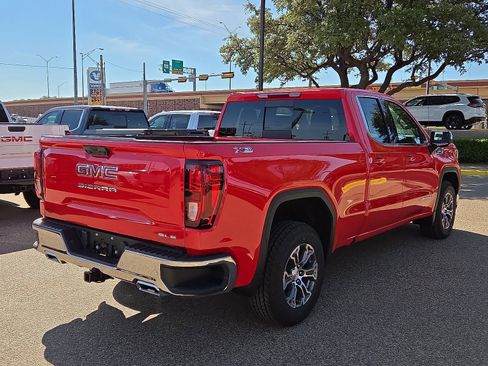 New 2026 GMC Sierra 1500 SLE w/ X31 Off-Road Package AWD/4WD image 3