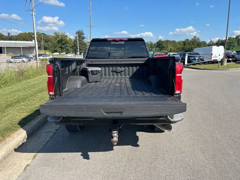 Used 2026 Chevrolet Silverado 3500 High Country w/ High Country Premium Package AWD/4WD image 11
