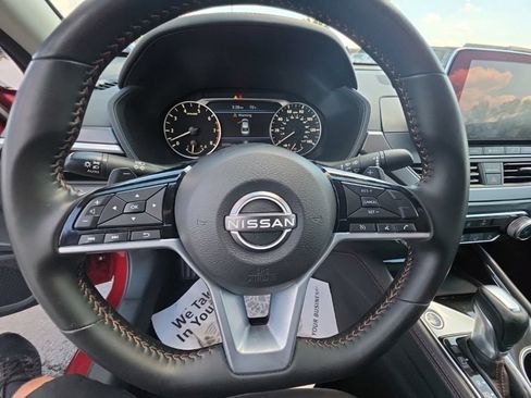 Used 2025 Nissan Altima 2.5 SR AWD/4WD image 16