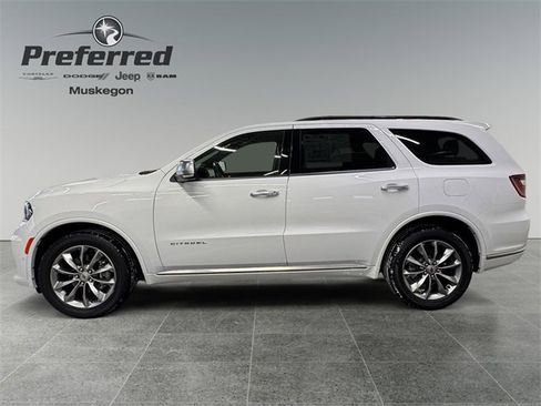 Used 2021 Dodge Durango Citadel image 9