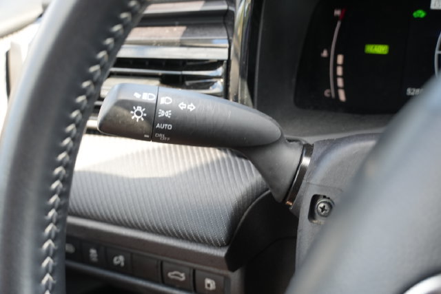 Used 2025 Toyota Camry SE FWD image 27