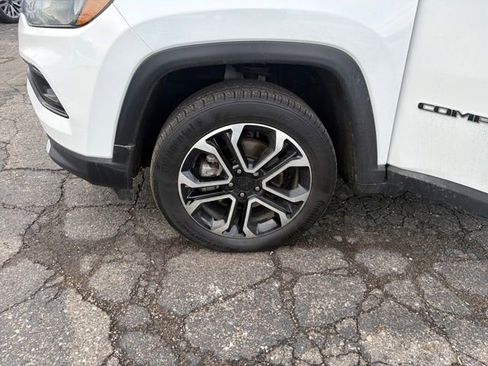 Used 2022 Jeep Compass Limited image 26