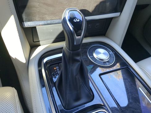 Used 2022 INFINITI QX80 Sensory w/ Cargo Package image 58