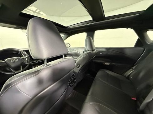 Used 2025 Lexus RX 450h AWD w/ Convenience Package image 26