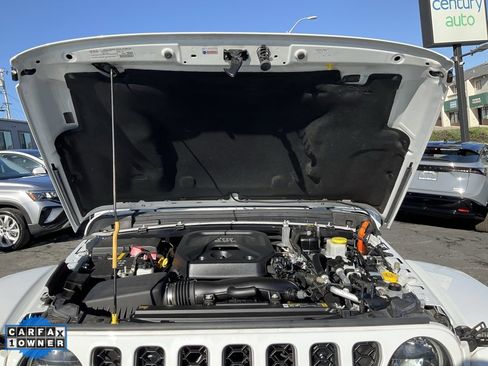 Used 2023 Jeep Wrangler Unlimited Rubicon 4xe w/ Steel Bumper Group image 12