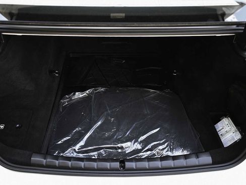 Used 2024 BMW 760i xDrive AWD/4WD image 9
