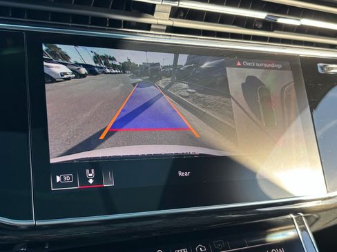 Used 2025 Audi Q7 3.0T Premium Plus w/ Premium Plus Package image 40