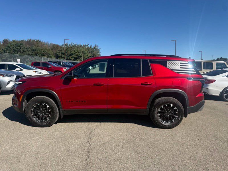 Used 2026 Chevrolet Traverse Z71 w/ LPO, Floor Liner Package AWD/4WD image 19