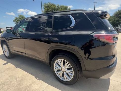 Certified 2026 GMC Acadia Elevation w/ Elevation Premium Package FWD image 6