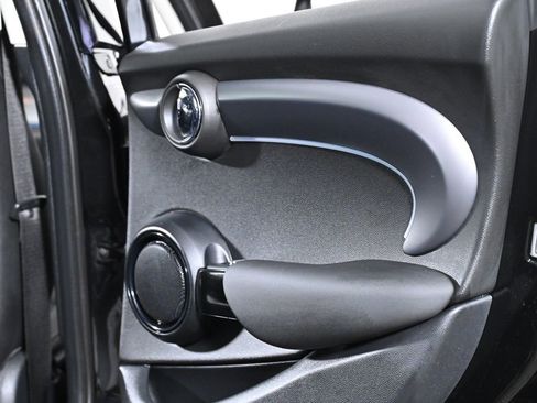 Certified 2024 MINI Cooper S image 27