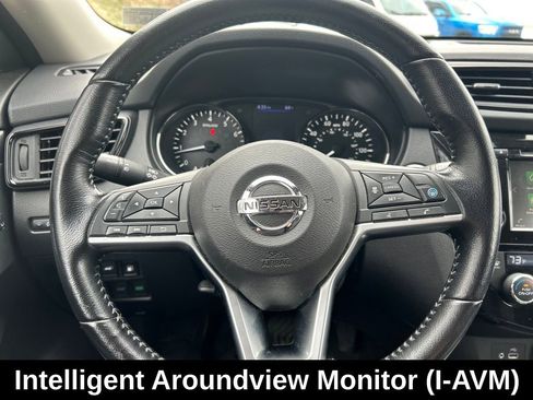 Used 2020 Nissan Rogue SV w/ Sun & Sound Touring Package image 13