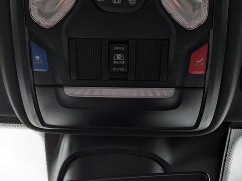 Used 2026 RAM 3500 Tradesman AWD/4WD image 19