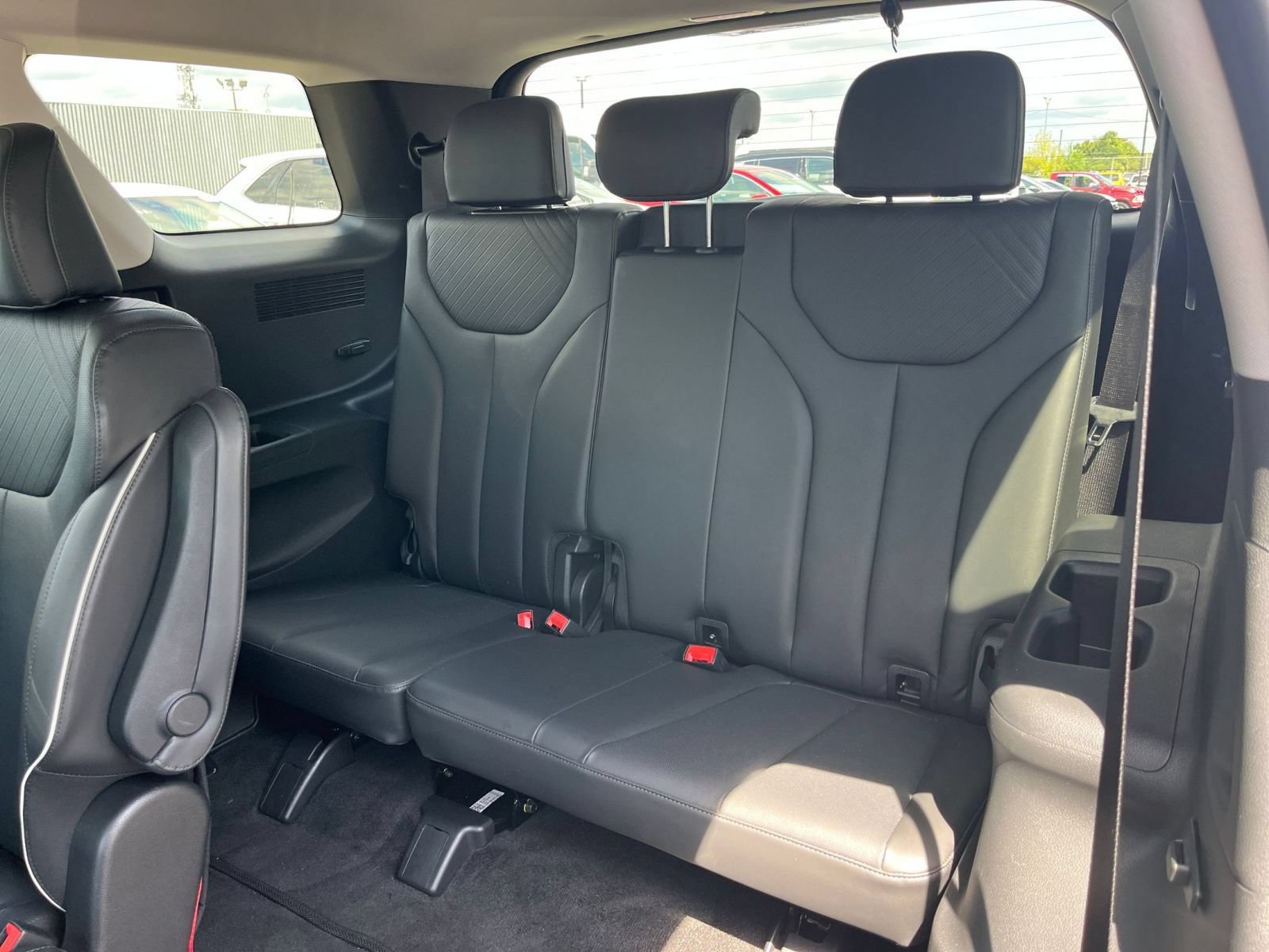 Used 2025 Hyundai Palisade SEL AWD/4WD image 30