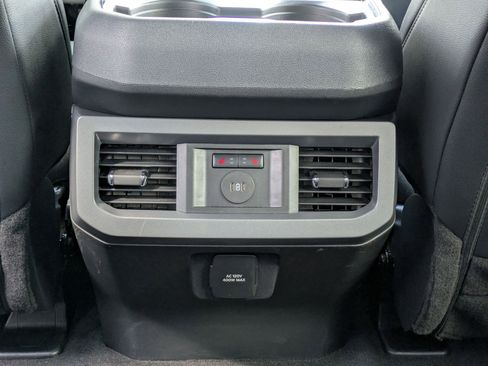Used 2025 Ford F250 Lariat AWD/4WD image 27