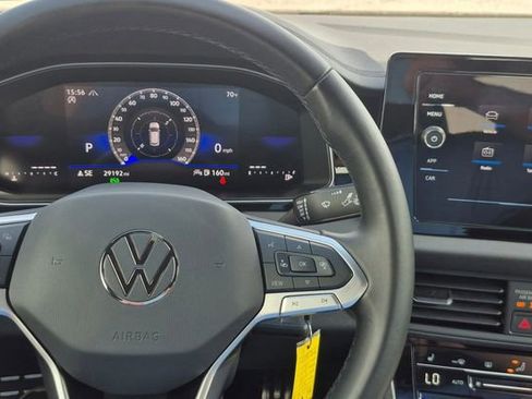 Used 2025 Volkswagen Jetta Sport FWD image 8