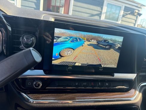 Used 2024 Chevrolet Silverado 2500 LT image 18