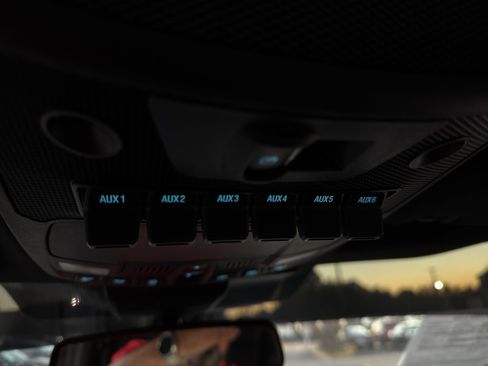 Used 2019 Ford F150 Raptor w/ Equipment Group 802A Luxury image 36