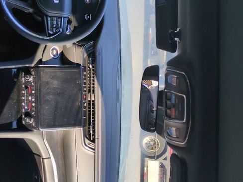 Used 2025 Jeep Grand Cherokee Overland w/ Trailer Tow Package image 6